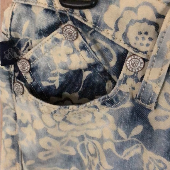 Rock & Republic laced Berlin skinny jeans - Picture 3 of 8